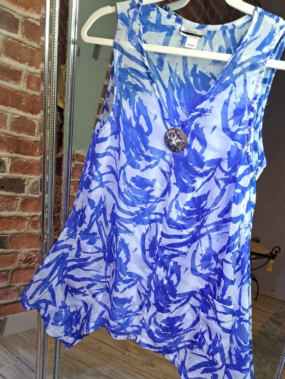 Stunning Like NEW, Beach COVER-UP